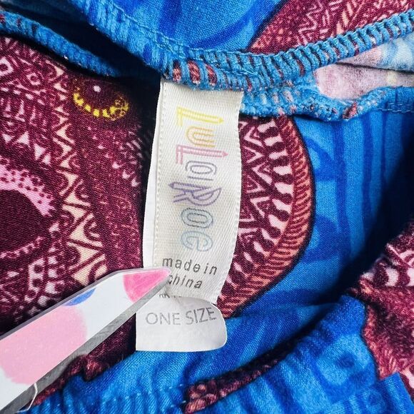 LulaRoe OS Leggings Maroon Mosaic Bears X Unicorn On A Blue Background 0666 - Picture 3 of 4